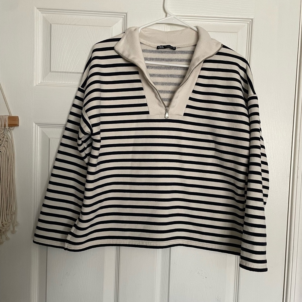 Zara Cream and Black Striped Half-Zip Sweatshirt